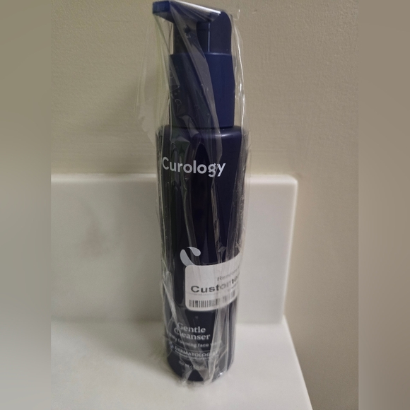 Curology Gentle Cleanser - Blue - Picture 1 of 1